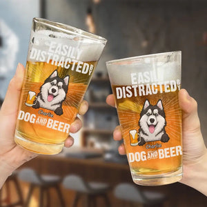 Facilement distrait par les chiens et la bière - Verre à bière personnalisé pour chien - Fête des Pères, cadeau pour les propriétaires d'animaux et les amoureux des animaux