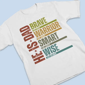 Il est papa - T-shirt unisexe personnalisé, sweat à capuche, sweat-shirt - Fête des pères, cadeau pour papa, grand-père