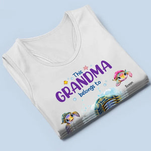 Cette grand-mère appartient à - Débardeur dos nageur personnalisé pour la famille - Cadeau pour maman, grand-mère