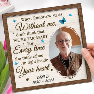 Photo personnalisée « Je suis au cœur de ton cœur » - Plaque commémorative personnalisée en bois à 2 couches avec support - Cadeau de condoléances pour les membres de la famille