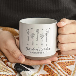 L'amour grandit ici - Mug personnalisé en céramique pour famille - Cadeau pour maman et grand-mère