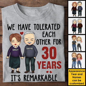 Nous nous sommes tolérés les uns les autres - T-shirt unisexe personnalisé, sweat à capuche, sweat-shirt - Cadeau pour couple, mari, femme, anniversaire, fiançailles, mariage, cadeau de mariage