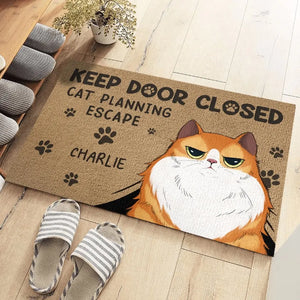 Chat en train de planifier une évasion - Tapis décoratif personnalisé pour la maison - Cadeau de pendaison de crémaillère pour les propriétaires et les amoureux des animaux