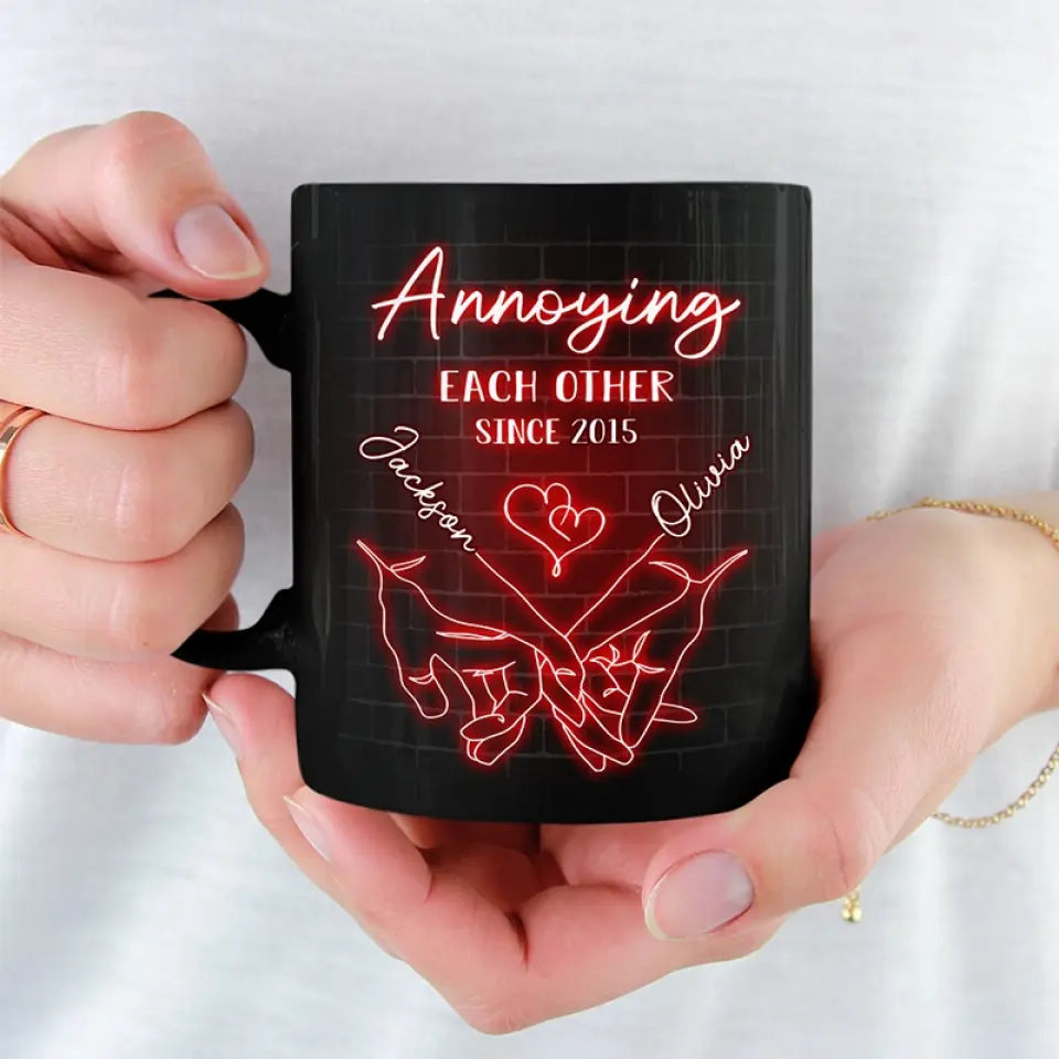 Tasse noire personnalisée « S'agacer mutuellement pour toujours » pour couple – Cadeau pour mari et femme, anniversaire