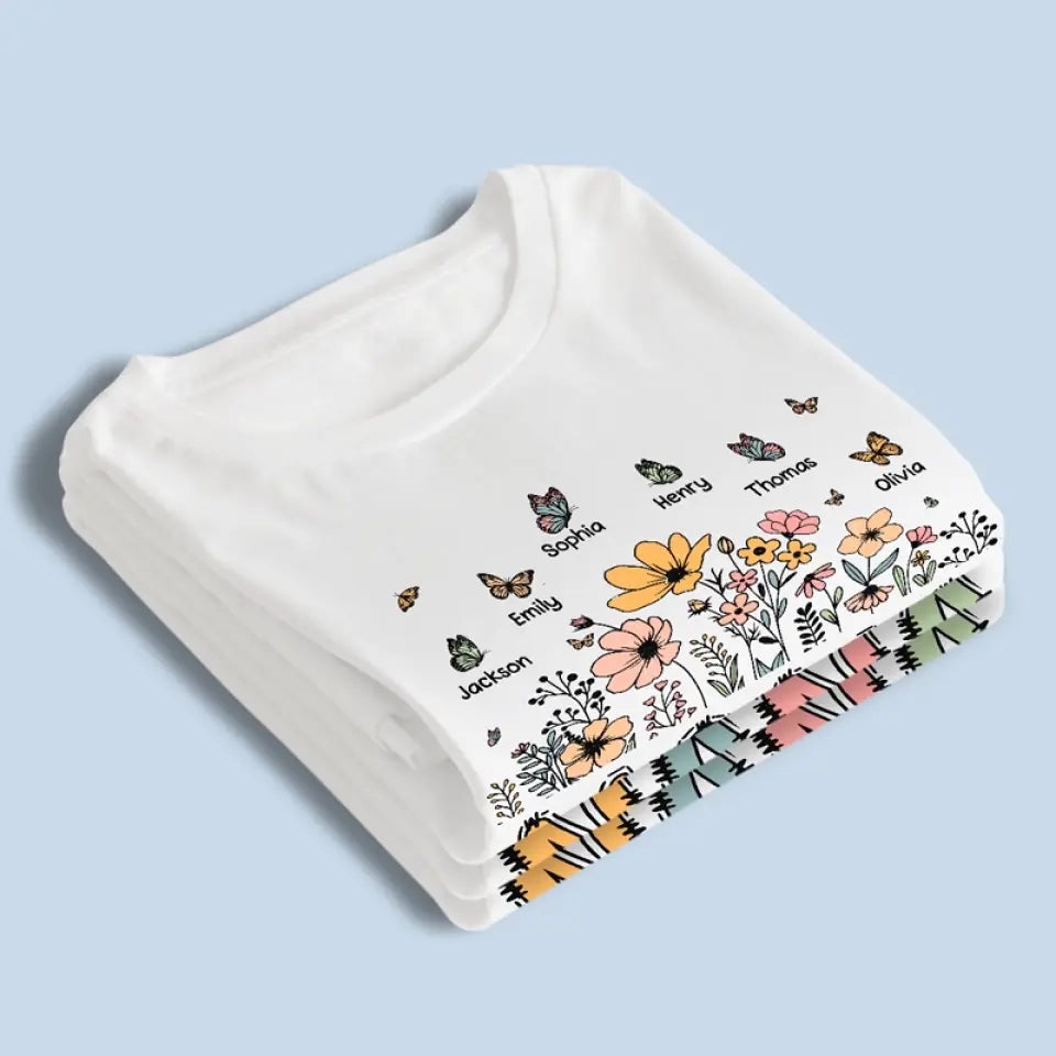 Une famille solidaire est ce qui construit un foyer - T-shirt, sweat à capuche, sweat-shirt unisexe personnalisé pour la famille - Cadeau pour la fête des mères, pour maman, grand-mère