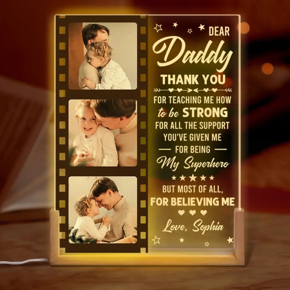 Photo personnalisée Merci papa de m'avoir appris à être fort - Veilleuse LED 3D en noyer personnalisée en forme de famille - Cadeau de fête des pères, d'anniversaire pour papa