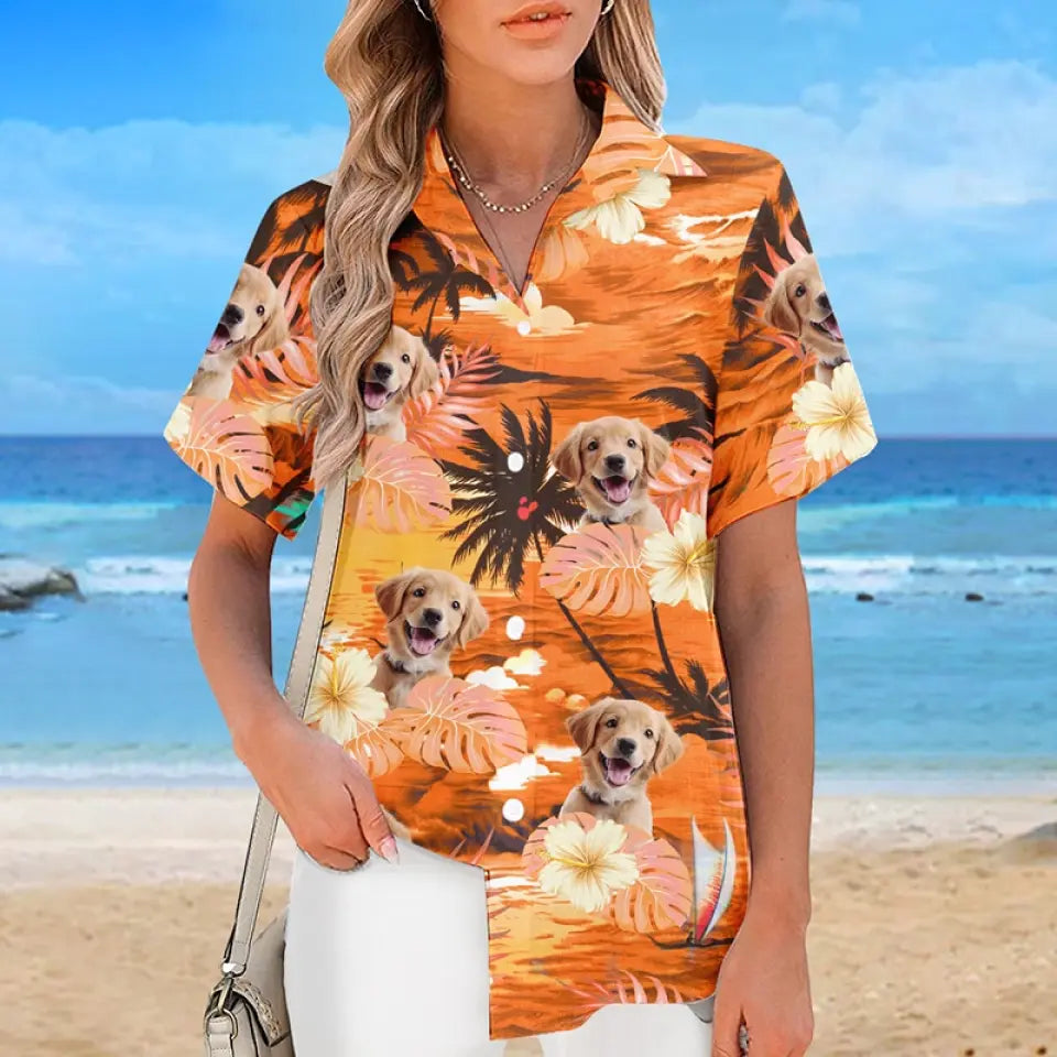 T-shirt hawaïen unisexe personnalisé avec photo « Oubliez la ville, profitez de l'été » pour chien et chat - Cadeau idéal pour les vacances d'été, les propriétaires d'animaux et les amoureux des animaux.