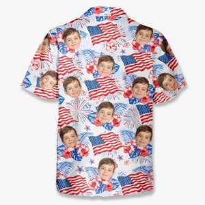Photo personnalisée Notre famille a une ambiance estivale - Chemise hawaïenne tropicale unisexe personnalisée pour la famille - Cadeau de vacances d'été, cadeau pour les membres de la famille