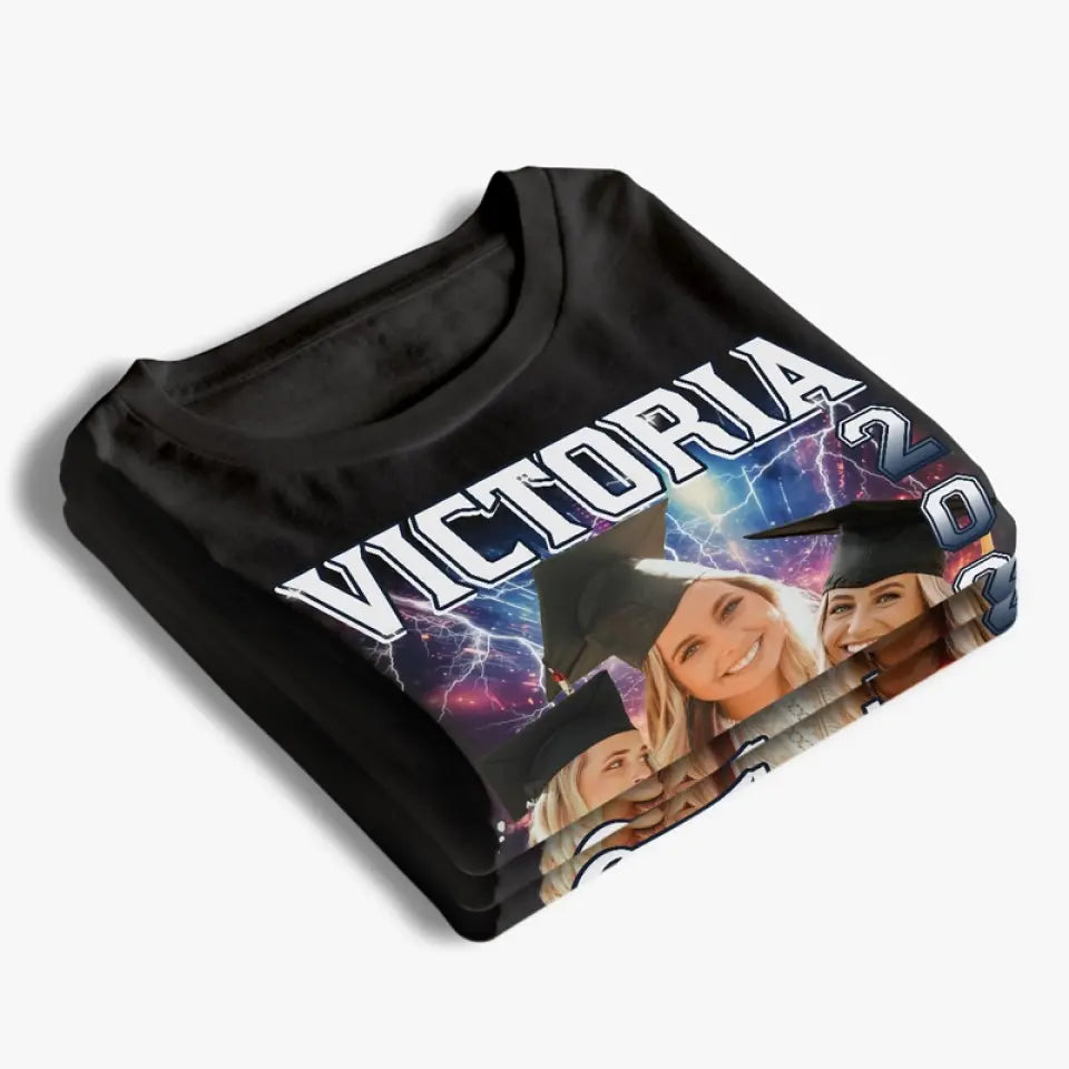 Photo personnalisée : il est temps de commencer un nouveau rêve ! T-shirt, sweat à capuche et sweat-shirt unisexe personnalisé pour la famille ; cadeau de fin d'études pour les membres de la famille, les frères et sœurs.