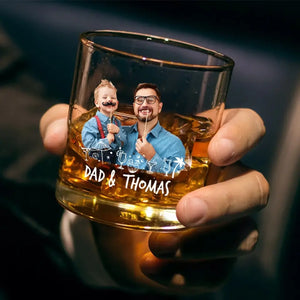 Photo personnalisée : J'ai enfin un compagnon de boisson - Verre à whisky personnalisé pour la famille - Cadeau pour papa, grand-père