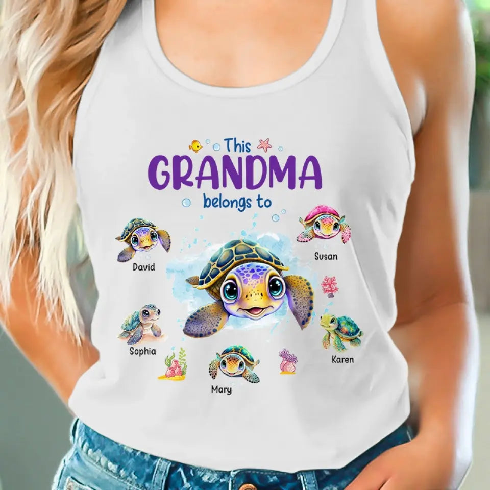 Cette grand-mère appartient à - Débardeur dos nageur personnalisé pour la famille - Cadeau pour maman, grand-mère