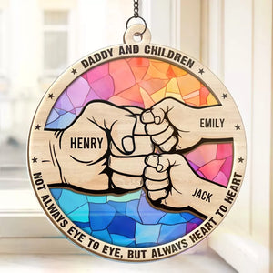 Pas toujours les yeux dans les yeux, mais toujours le cœur à cœur - Attrape-soleil personnalisé à suspendre à la fenêtre - Fête des pères, cadeau pour papa, grand-père