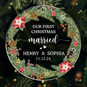 Notre premier Noël marié - Ornement personnalisé personnalisé pour couple - Forme personnalisée en acrylique - Cadeau de Noël pour mari et femme, anniversaire, premier Noël