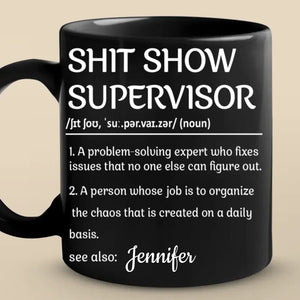 Tasse noire personnalisée « Le solutionneur de problèmes à tête froide » – Cadeau de Noël pour collègues, collègues de travail, etc.