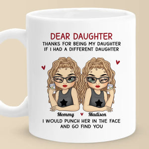 Une fille est le reflet de l'amour de sa mère - Tasse personnalisée pour la famille - Cadeau pour maman et fille