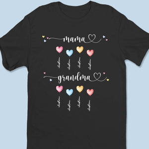 Parfait pour la maman ou la grand-mère qui tient votre cœur - T-shirt unisexe personnalisé pour la famille, T-shirt premium, sweat à capuche - Cadeau pour maman, grand-mère
