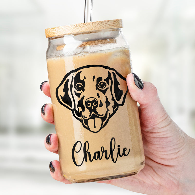 Un chien nous rend la vie meilleure ! Tasse en verre personnalisée pour chien, tasse à café glacé ! Cadeau pour les propriétaires et les amoureux des animaux.