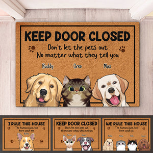 Nous régnons sur cette maison - Tapis décoratif personnalisé pour chien et chat - Cadeau pour les propriétaires d'animaux et les amoureux des animaux