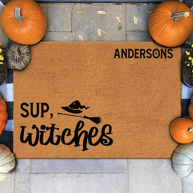 Tapis décoratif personnalisé « Sup Witches » pour la maison - Cadeau d'Halloween pour les membres de la famille