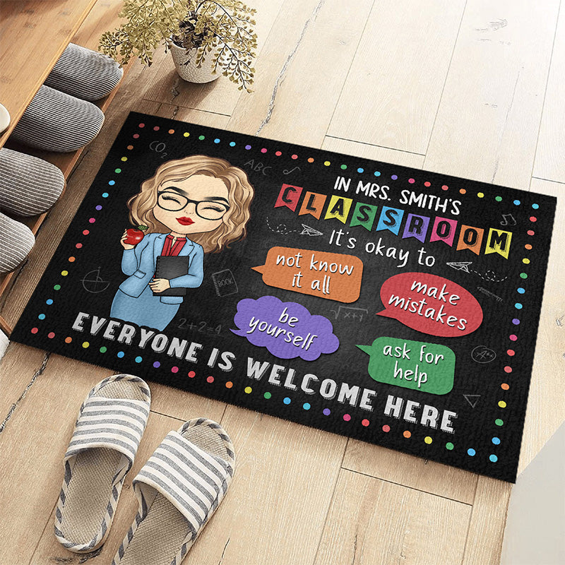 C'est normal de faire des erreurs et de demander de l'aide - Tapis décoratif personnalisé pour la maison - Cadeau de pendaison de crémaillère pour l'enseignant, retour à l'école