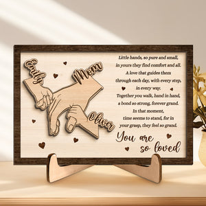 Main dans la main - Plaque en bois personnalisée à 2 couches avec support pour famille - Cadeau de pendaison de crémaillère pour maman