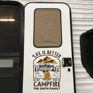 La vie est meilleure au coin du feu - Autocollant personnalisé pour camping-car - Cadeau pour les amateurs de camping