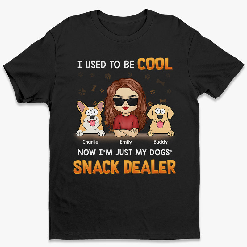 Je suis juste le vendeur de friandises de mon chien - T-shirt unisexe personnalisé pour chien, sweat à capuche, sweat-shirt - Cadeau pour les propriétaires d'animaux et les amoureux des animaux