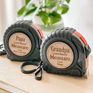 Aimé au-delà de toute mesure - Mètre ruban personnalisé pour la famille - Cadeau de fête des pères, d'anniversaire pour papa ou grand-père