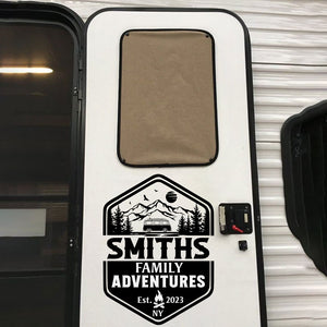 Aventures en famille - Camping Autocollant personnalisé pour camping-car - Cadeau pour les amateurs de camping