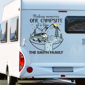 Créez des souvenirs, un camping à la fois ! Autocollant personnalisé pour camping-car ! Cadeau pour les amateurs de camping.