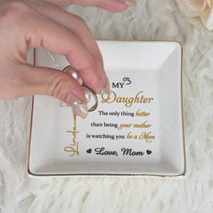 Elle est mon printemps éternel - Plat à bijoux personnalisé avec imprimé intégral pour la famille - Fête des Mères, cadeau pour maman, fille