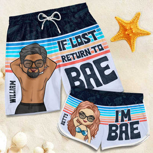 Si vous êtes perdu, retournez voir votre chéri ! Short de plage hawaïen personnalisé et humoristique pour couple ! Cadeau de vacances d'été, cadeau d'anniversaire pour mari et femme