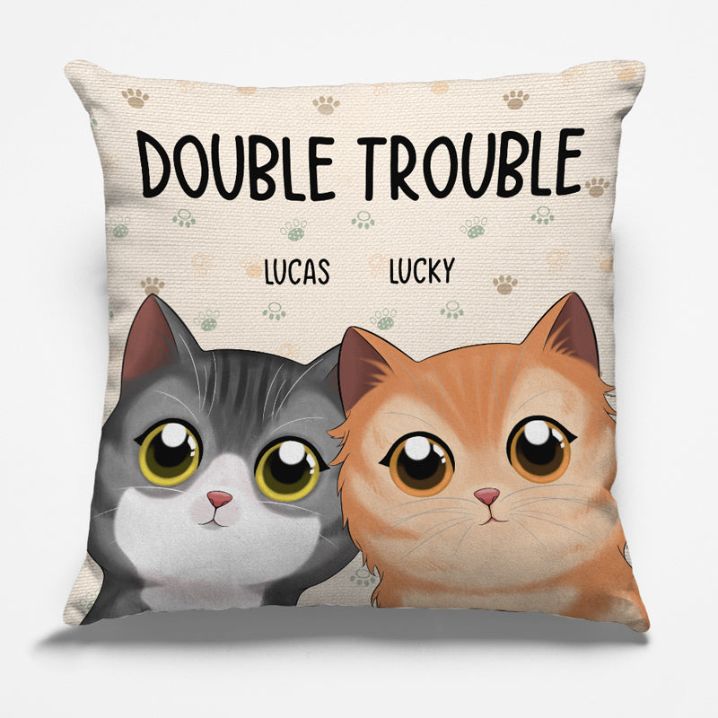Coussin personnalisé pour chat « Double Trouble » – Cadeau pour propriétaires et amoureux des animaux