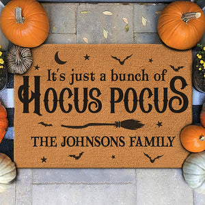 C'est l'heure du Hocus Pocus Sorcières - Tapis décoratif personnalisé pour la maison - Cadeau d'Halloween pour sorcières et membres de la famille