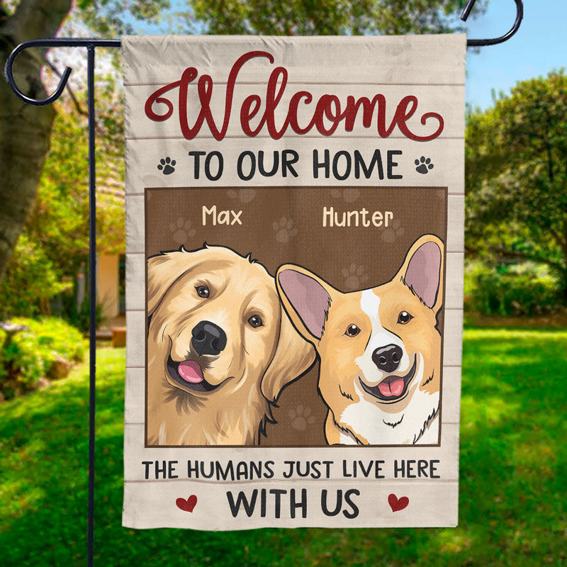 Bienvenue chez nous - Drapeau personnalisé pour chien et chat - Cadeau pour les amoureux des animaux et les propriétaires d'animaux