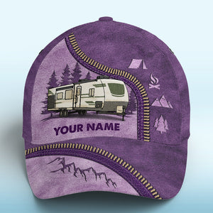 Là où naissent les souvenirs et où commencent les aventures - Casquette de camping personnalisée, casquette classique à imprimé intégral - Cadeau pour les amateurs de camping