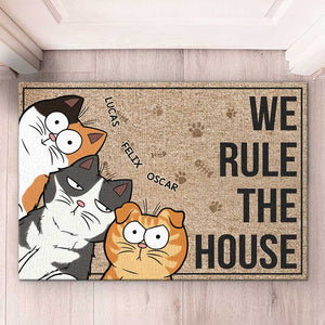 Ici, nous jouons aux règles de la maison - Tapis décoratif personnalisé pour chat - Cadeau pour les propriétaires d'animaux et les amoureux des animaux