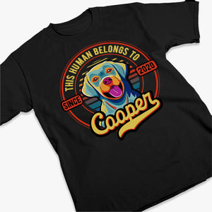 Fièrement détenu par Dog Pop Art - T-shirt, sweat à capuche et sweat-shirt unisexe personnalisé pour chien - Cadeau pour propriétaires et amoureux des animaux