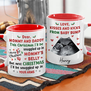 Tasse personnalisée avec photo « Bisous et coups de pied du ventre de bébé » - Cadeau de Noël pour les premiers parents