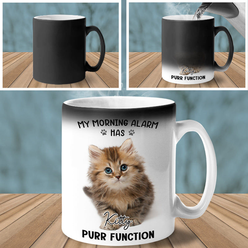 Photo personnalisée « Mon réveil matinal a une fonction ronronnement » - Mug personnalisé à changement de couleur pour chien et chat - Cadeau pour propriétaires et amoureux des animaux