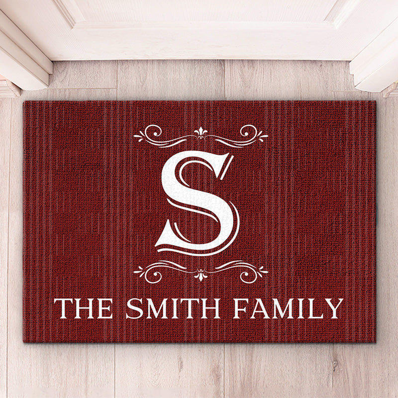 Tapis décoratif personnalisé « Retour à la maison » pour la famille ; cadeau de pendaison de crémaillère pour les membres de la famille.