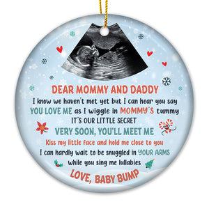 Lettre photo personnalisée de Baby Bump - Ornement personnalisé familial - Forme ronde en céramique - Cadeau de Noël pour la première maman