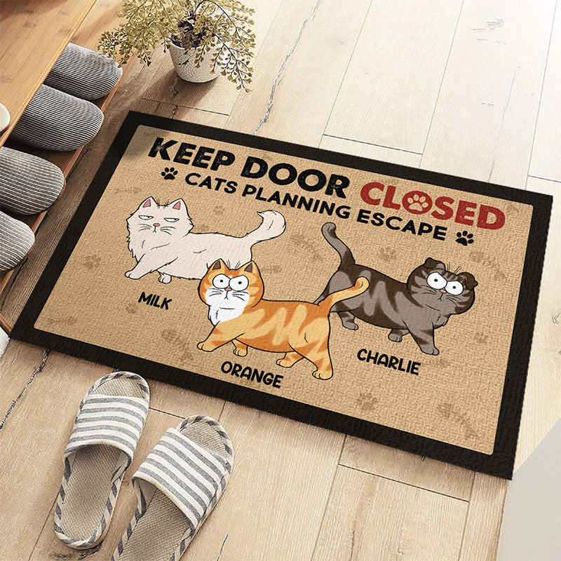 Gardez la porte fermée, les chats prévoient de s'échapper ! Tapis décoratif personnalisé pour chat ! Cadeau pour les propriétaires et les amoureux des animaux
