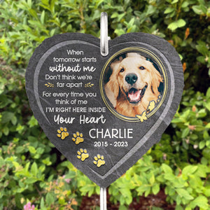 Je suis là - Ardoise et crochet de jardin commémoratif personnalisés - Cadeaux commémoratifs - Décorations de cimetière pour tombe, cadeaux commémoratifs pour chiens, cadeau de condoléances pour la perte d'un chien, pierre commémorative pour chien