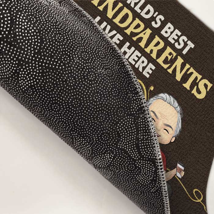 Les meilleurs grands-parents du monde vivent ici - Tapis décoratif personnalisé pour la famille - Cadeau pour les grands-parents
