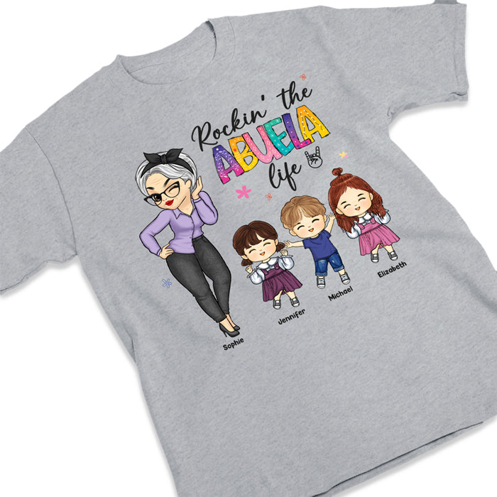 Rokin' The Abuela Life - T-shirt unisexe personnalisé, sweat à capuche, sweat-shirt - Cadeau de fête des mères, d'anniversaire pour maman, grand-mère