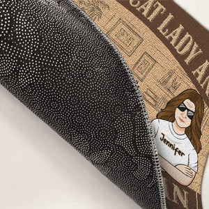 Une folle aux chats et un vieil homme grincheux - Tapis décoratif personnalisé pour couple - Cadeau pour couples, propriétaires d'animaux et amoureux des animaux