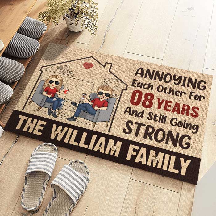 Nous nous ennuyons les uns les autres depuis des lustres et maintenant nous sommes toujours aussi forts - Cadeau pour couples, mari et femme, tapis décoratif personnalisé