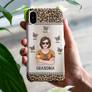 Grand-mère avec ses petits-enfants papillons - Cadeau pour maman et grand-mère - Coque de téléphone personnalisée