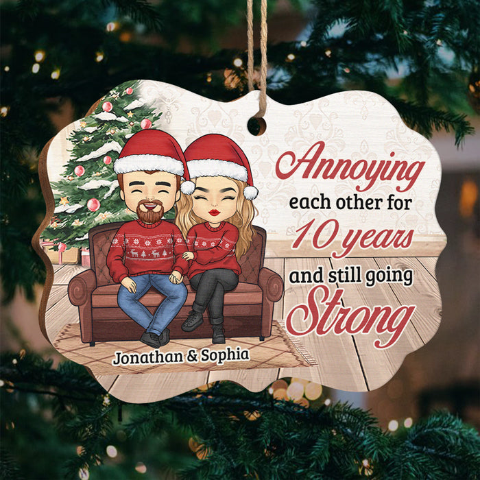 Toi et moi, on s'agace l'un l'autre - Décoration de Noël en bois personnalisée en forme de Benelux - Cadeau pour couple, mari et femme, anniversaire, fiançailles, mariage, cadeau de mariage, cadeau de Noël